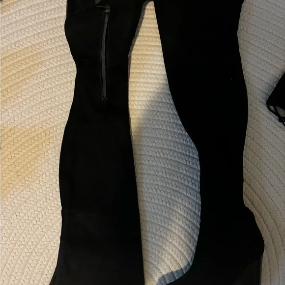 Marc fisher - Picture 2 of 2